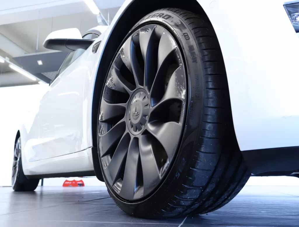 Tesla Model 3 -vaihtoautot
