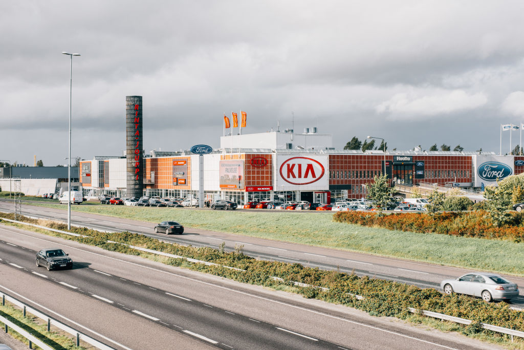 Helsingin vaihtoautot, uudet autot ja huolto